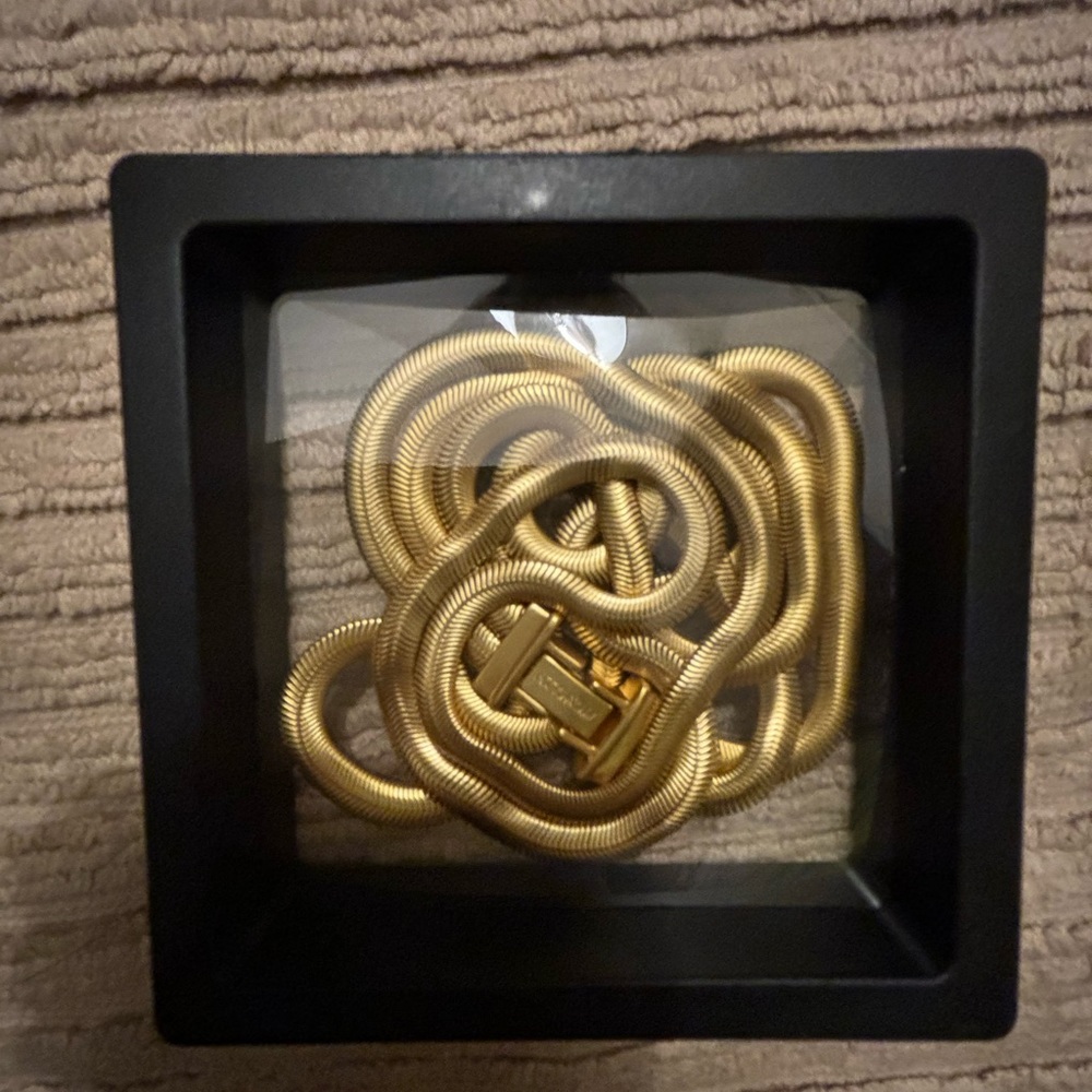 Necklace - Picture 3 of 3